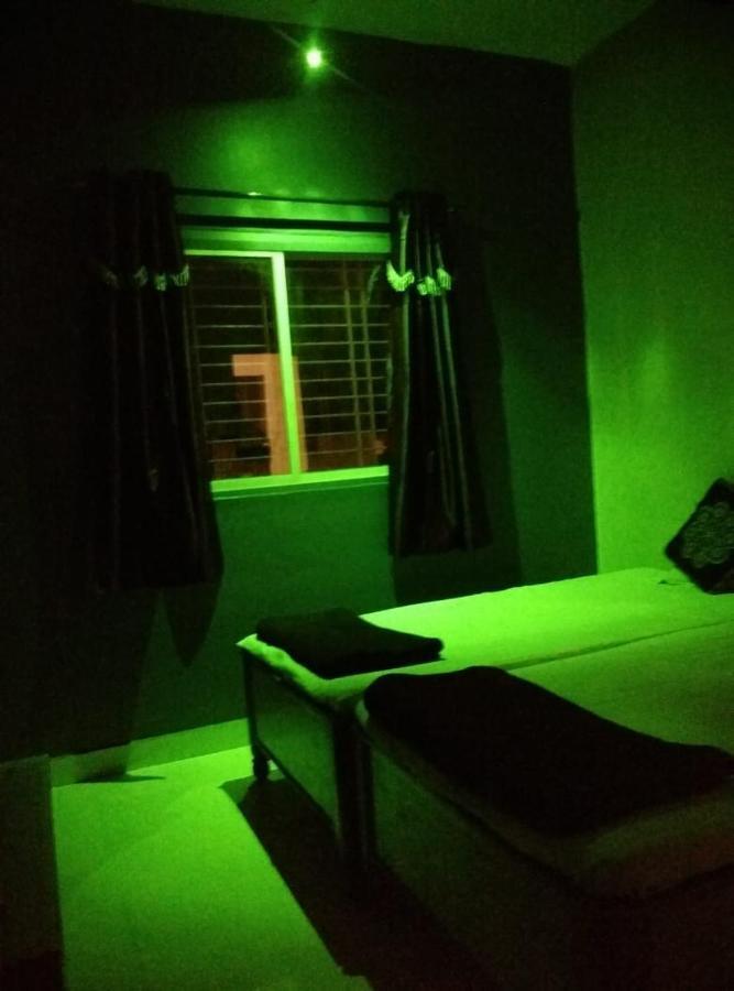 Hotel Atithi Satkar Akola ภายนอก รูปภาพ